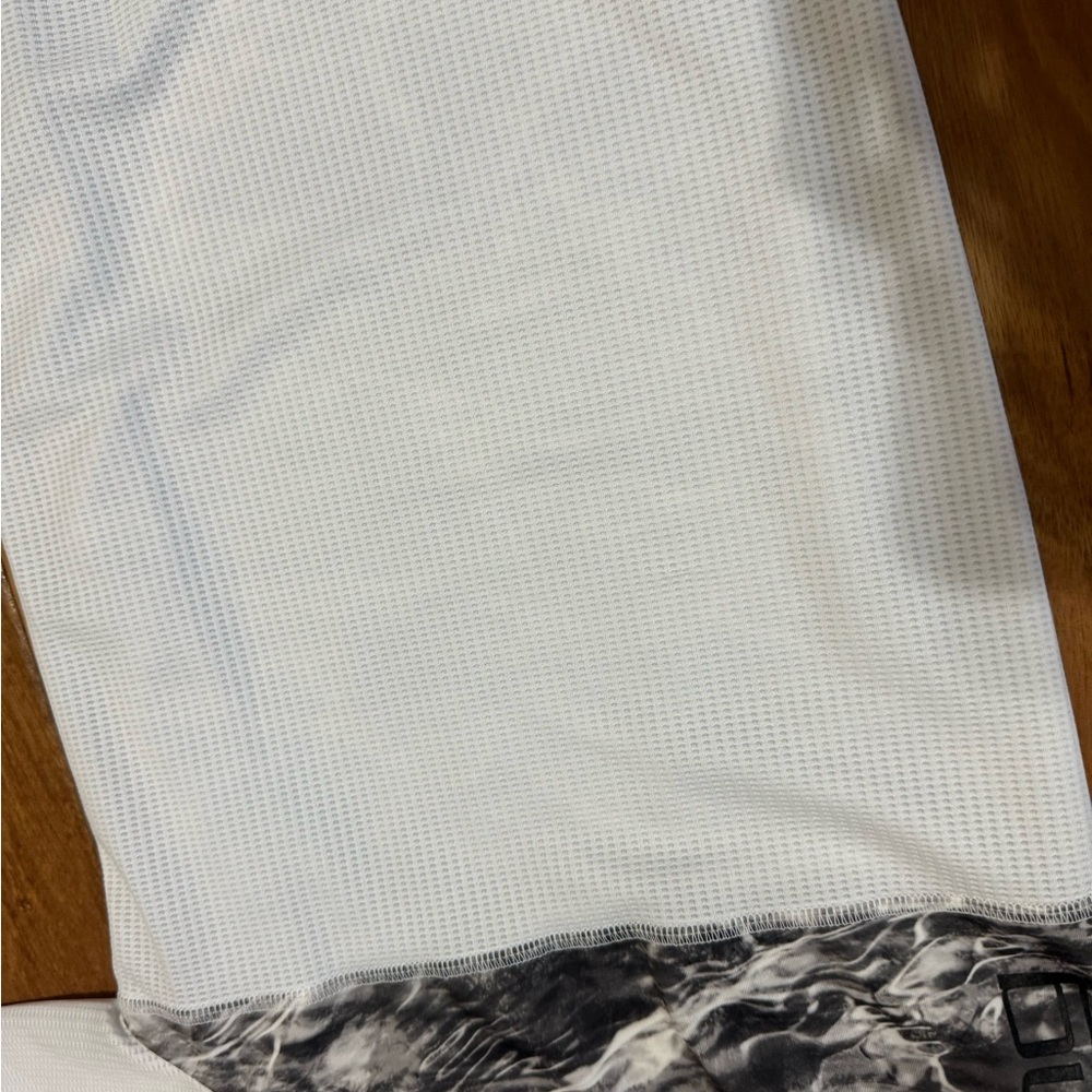 Huk Elements Icon 1/4 Zip Shirt - Picture 5 of 6